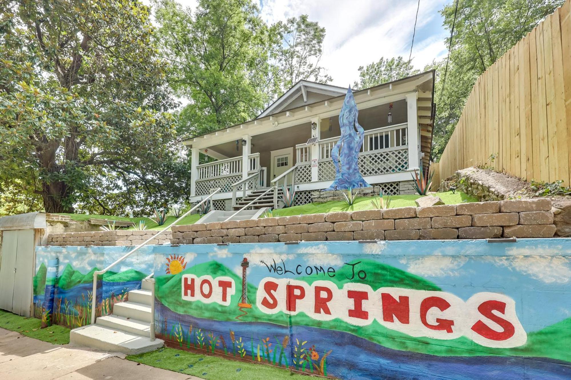 Hot Springs Home With Yard, Walk To Bathhouse Row! Eksteriør billede