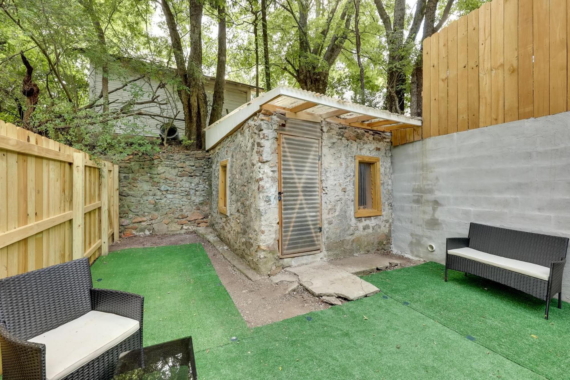 Hot Springs Home With Yard, Walk To Bathhouse Row! Eksteriør billede